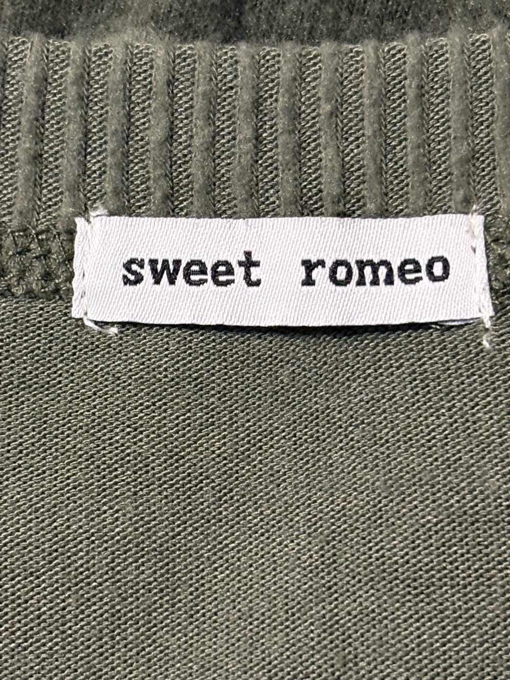 Sweet Romeo Olive Camo long sleeve top - Picture 4 of 5